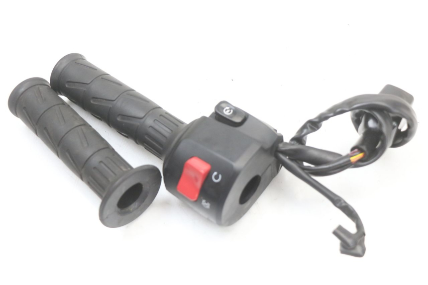 photo de RIGHT SWITCH KAWASAKI NINJA 400 (2018 - 2023) - Product overview