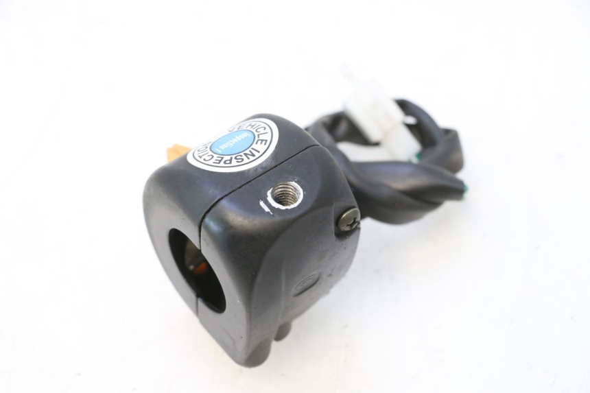 photo de RIGHT SWITCH JM MOTORS OLDIES 4T 50 (2010 - 2020) - Surface and material condition