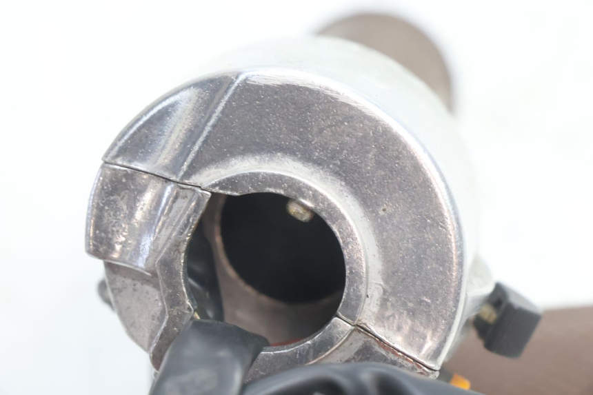 photo de RIGHT SWITCH JM MOTORS OLDIES 4T 50 (2010 - 2020) - Fixing points details