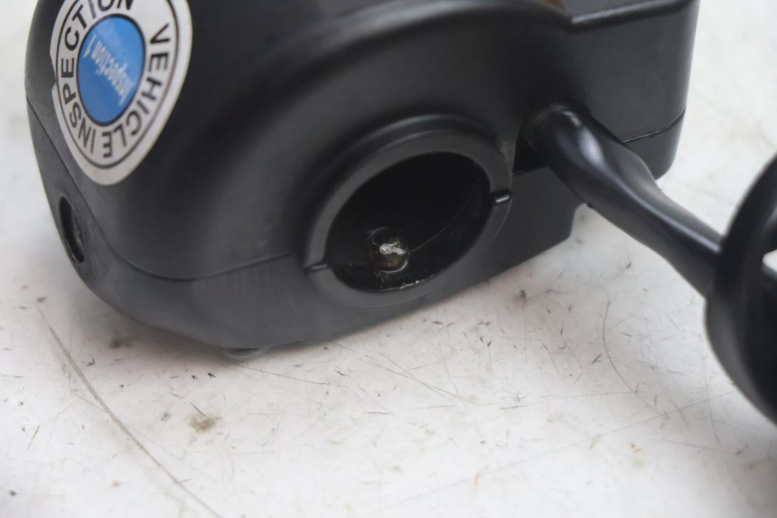 photo de RIGHT SWITCH JM MOTORS OLDIES 4T 50 (2020 - 2026) - Technical close-up
