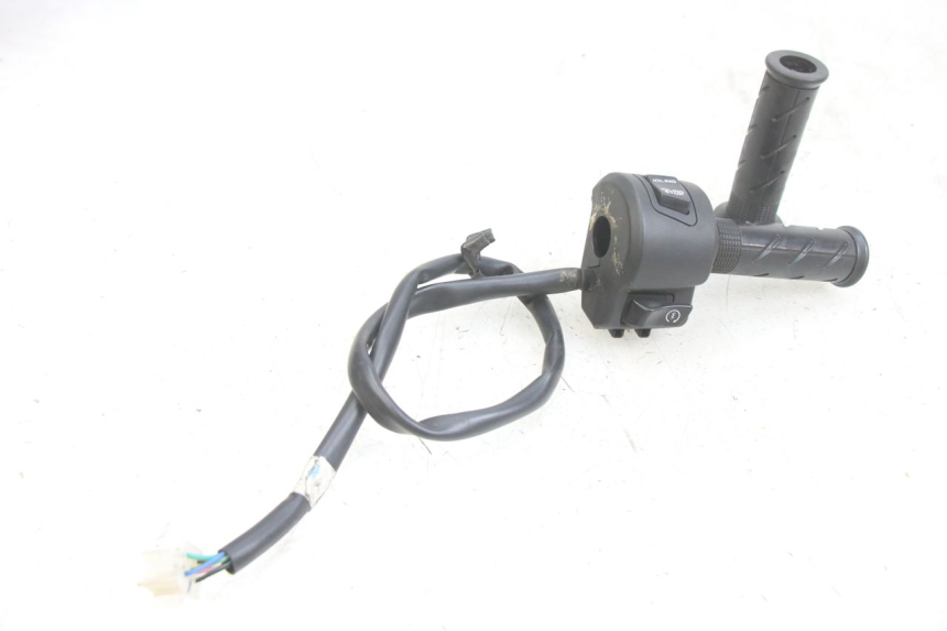 photo de RIGHT HANDLEBAR SWITCH HONDA PCX (JF47) 125 (2012 - 2013) - Main view