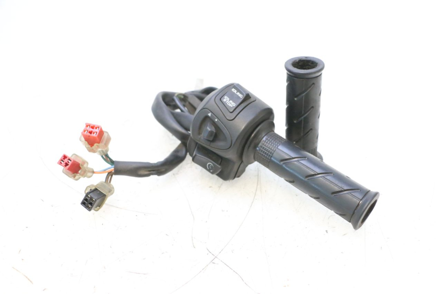 photo de RIGHT SWITCH HONDA PCX (JF57/JF64) 125 (2014 - 2018) - Main view