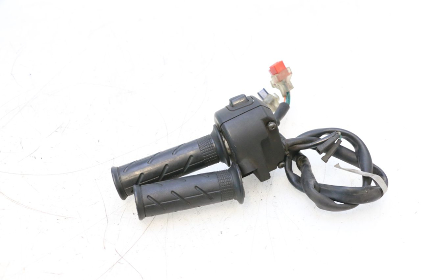 photo de RIGHT SWITCH HONDA PCX (JF57/JF64) 125 (2014 - 2018) - Checked used part