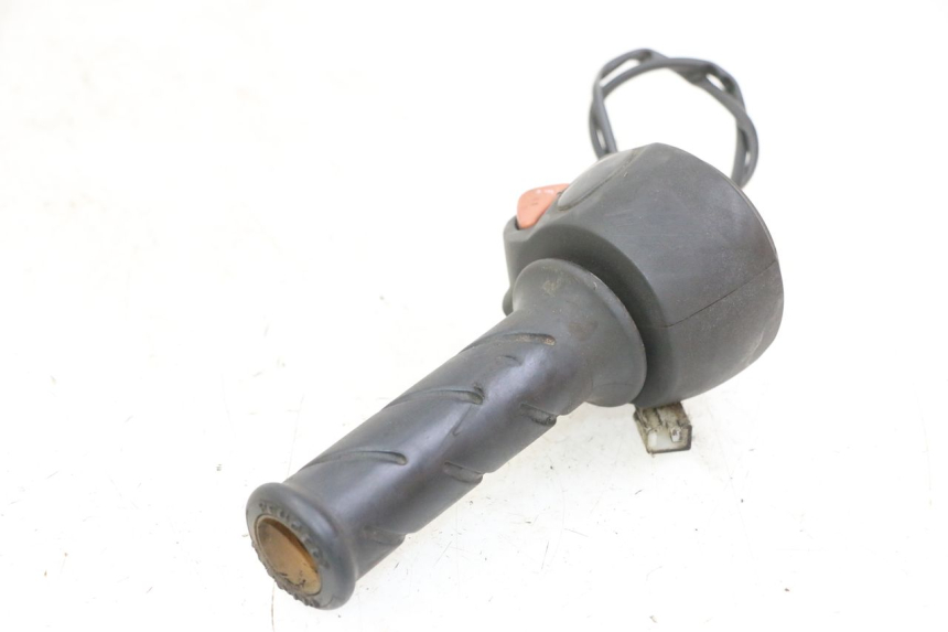 photo de RIGHT HANDLEBAR SWITCH PEUGEOT CITYSTAR 50 (2013 - 2017) - Component detail