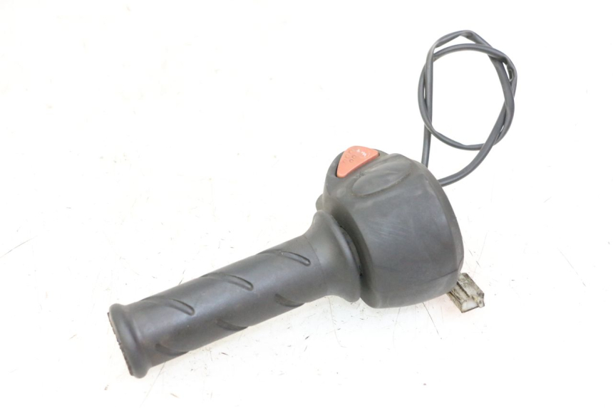 photo de RIGHT HANDLEBAR SWITCH PEUGEOT CITYSTAR 50 (2013 - 2017) - Product overview