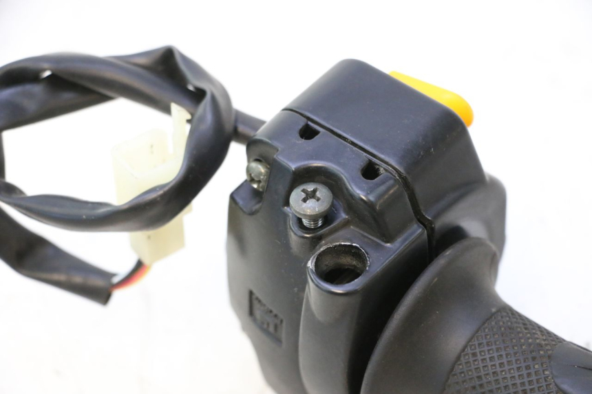 photo de RIGHT SWITCH ORCAL RAPTOR 50 (2015 - 2021) - Alternative perspective