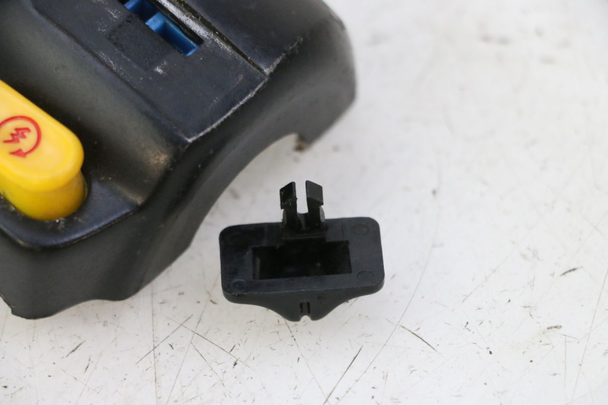 photo de RIGHT SWITCH PGO RODOSHOW 2T 50 (2003 - 2007) - Alternative perspective