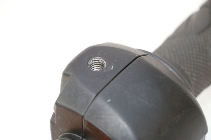 photo de RIGHT SWITCH TNT MOTOR ROMA 10' 2T 50 (2011 - 2018) - Zoom on usage condition