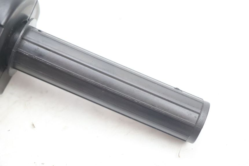 photo de RIGHT SWITCH TNT MOTOR ROMA 10' 2T 50 (2011 - 2018) - Zoom on usage condition