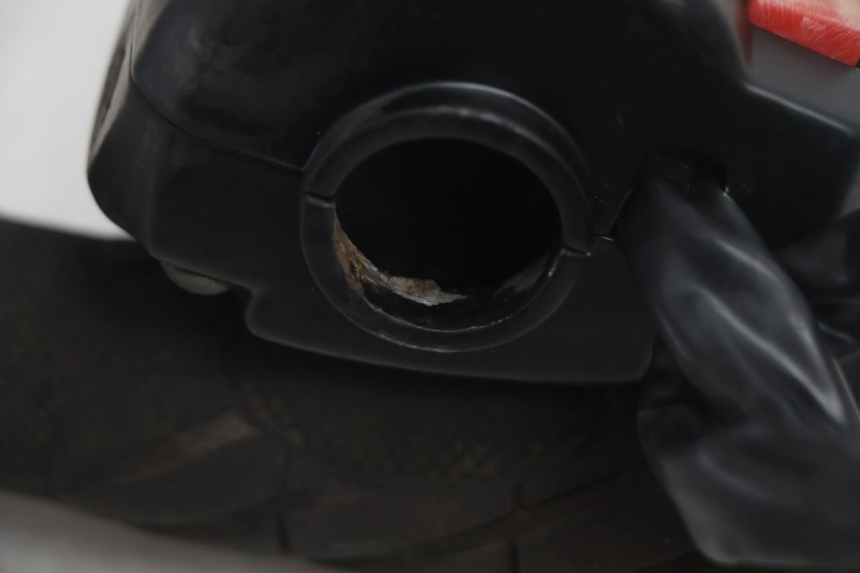 photo de RIGHT HANDLEBAR SWITCH KEEWAY RY6 2T 50 (2011 - 2019) - Fixing points details