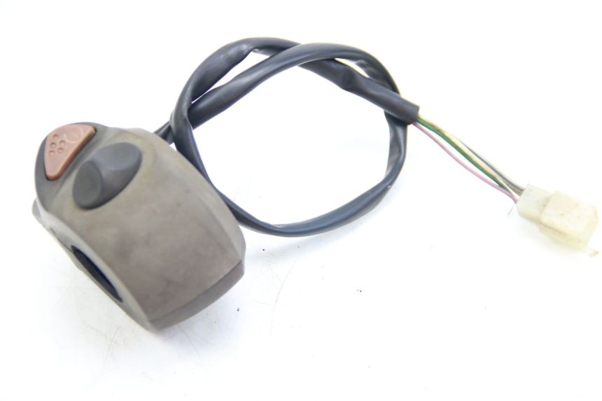 photo de RIGHT HANDLEBAR SWITCH PEUGEOT SATELIS COMPRESSOR K15 125 (2006 - 2009) - Component detail