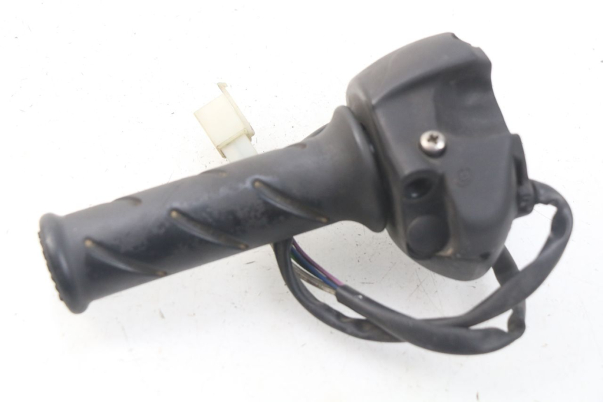 photo de RIGHT HANDLEBAR SWITCH PEUGEOT SATELIS 125 (2006 - 2009) - Component detail