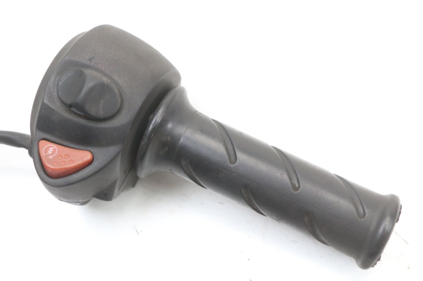 photo de RIGHT HANDLEBAR SWITCH PEUGEOT SATELIS 125 (2010 - 2012) - Component detail