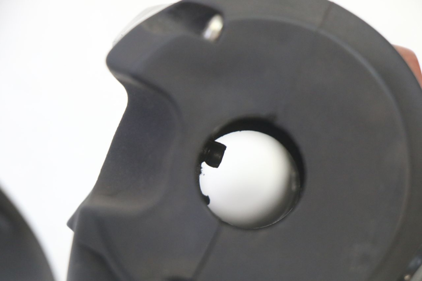 photo de RIGHT SWITCH PEUGEOT SATELIS 125 (2013 - 2018) - Product overview