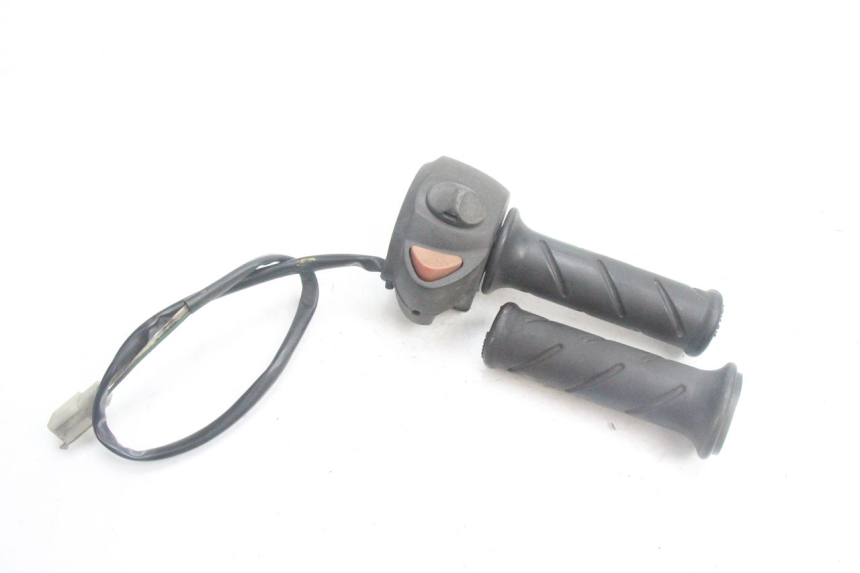 photo de RIGHT HANDLEBAR SWITCH PEUGEOT SATELIS 125 (2006 - 2009) - Main view