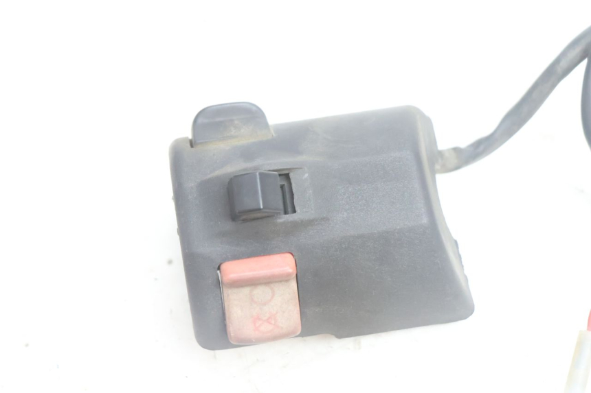 photo de RIGHT SWITCH APRILIA SCARABEO GT 125 (1999 - 2007) - Component detail
