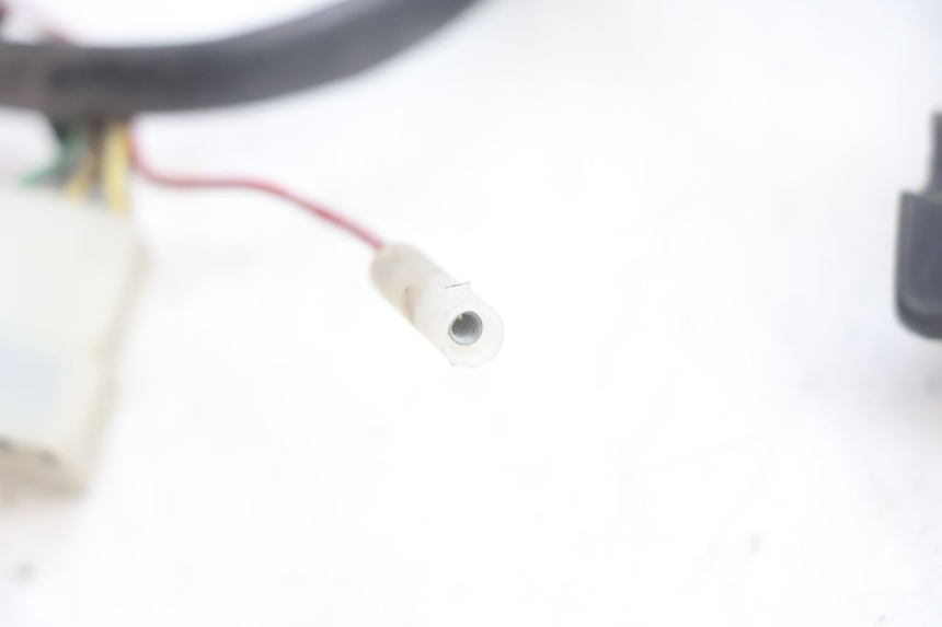 photo de RIGHT SWITCH APRILIA SCARABEO GT 125 (1999 - 2007) - Fixing points details