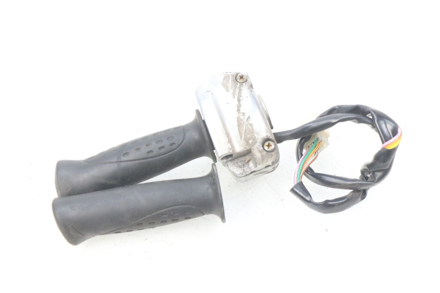 photo de RIGHT SWITCH KYMCO SENTO 50 (2008 - 2013) - Technical close-up