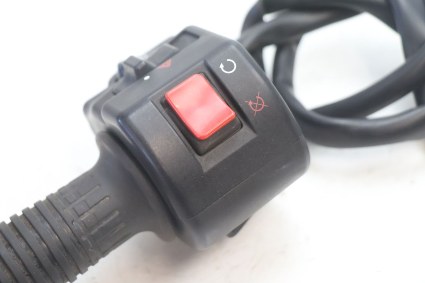 photo de RIGHT SWITCH CAN-AM SPYDER RS 1000 (2008 - 2012) - Technical close-up