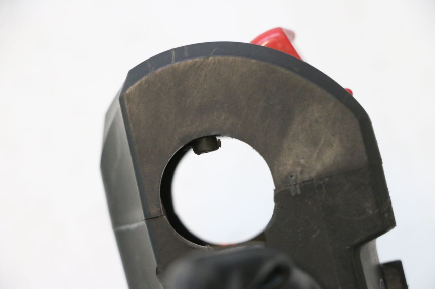 photo de RIGHT SWITCH DUCATI SS IE DS CARENEE 1000 (2002 - 2006) - Component detail
