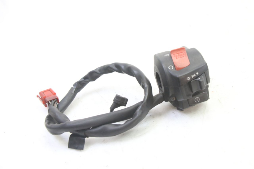 photo de RIGHT SWITCH HONDA ST PAN EUROPEAN 1300 (2002 - 2013) - Main view