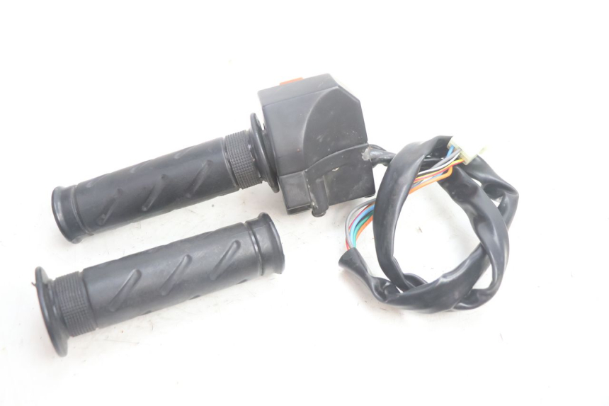 photo de RIGHT SWITCH RAZZO STEED 125 (2012 - 2018) - Technical close-up