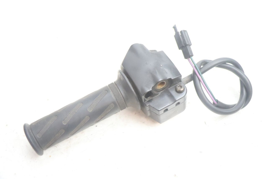 photo de RIGHT SWITCH PEUGEOT STREETZONE NAKED 2T 50 (2014 - 2018) - Technical close-up