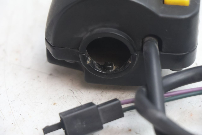 photo de RIGHT SWITCH PEUGEOT STREETZONE NAKED 2T 50 (2014 - 2018) - Product overview