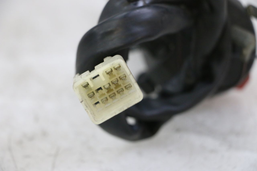 photo de RIGHT SWITCH SUZUKI BURGMAN 125 (2015 - 2017) - Alternative perspective