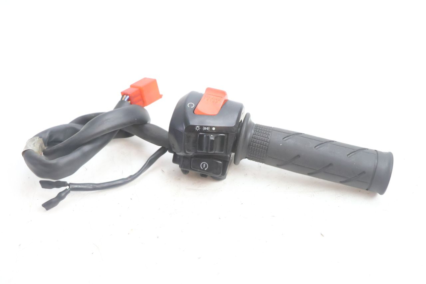 photo de RIGHT SWITCH HONDA VFR FI RC46 800 (1998 - 2001) - Main view