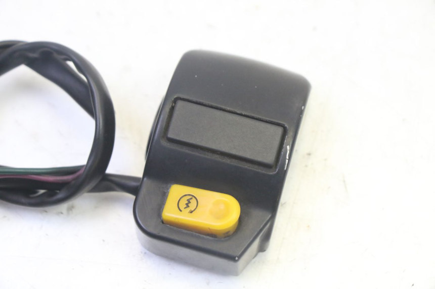 photo de RIGHT HANDLEBAR SWITCH PEUGEOT VIVACITY NEW 4T 50 (2008 - 2017) - Component detail