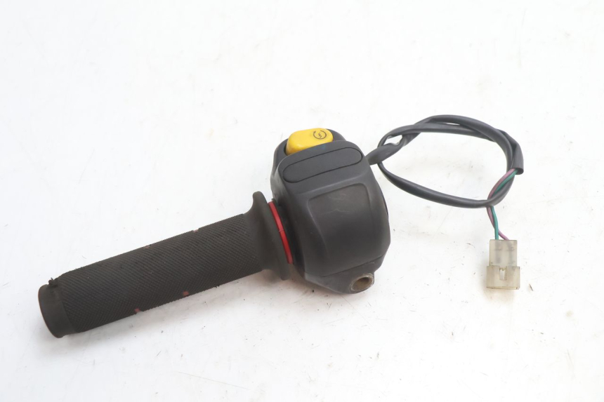 photo de RIGHT SWITCH PEUGEOT VIVACITY 50 (1998 - 2003) - Alternative perspective