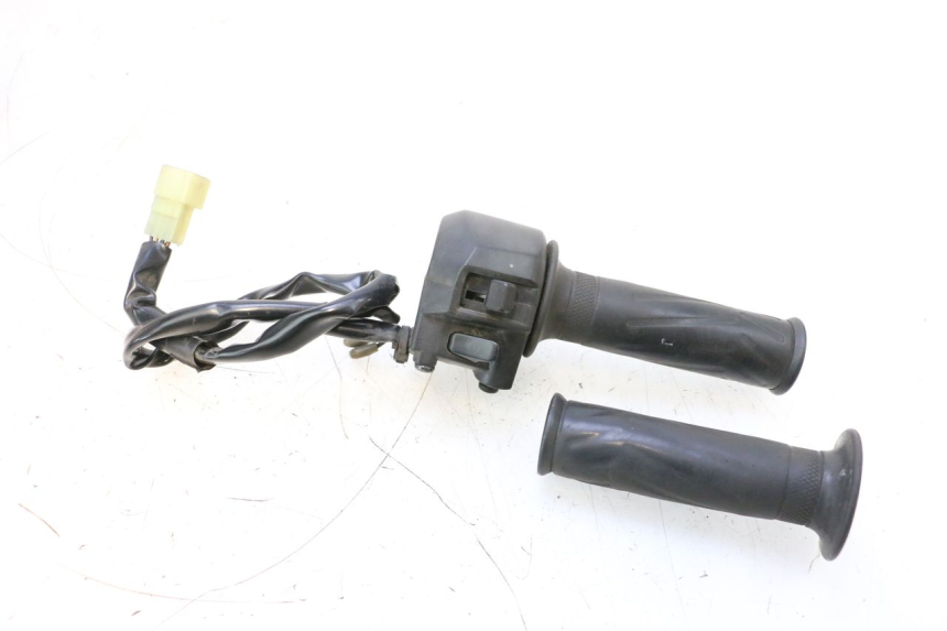 photo de RIGHT HANDLEBAR SWITCH YAMAHA X-MAX XMAX 125 (2010 - 2013) - Main view
