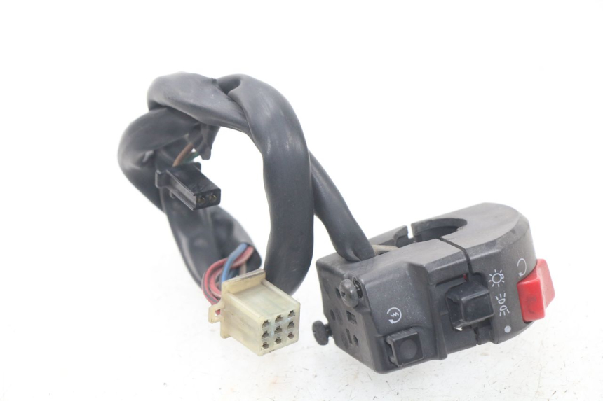 photo de RIGHT SWITCH YAMAHA XJ600 XJ DIVERSION 600 (1992 - 1997) - Zoom on usage condition