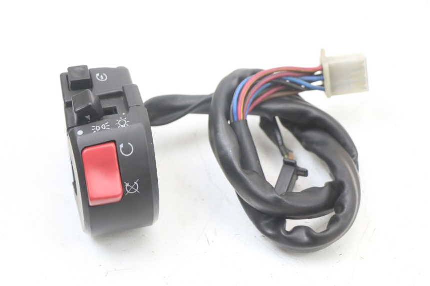 photo de RIGHT SWITCH YAMAHA XJS DIVERSION 600 (1997 - 1999) - Zoom on usage condition