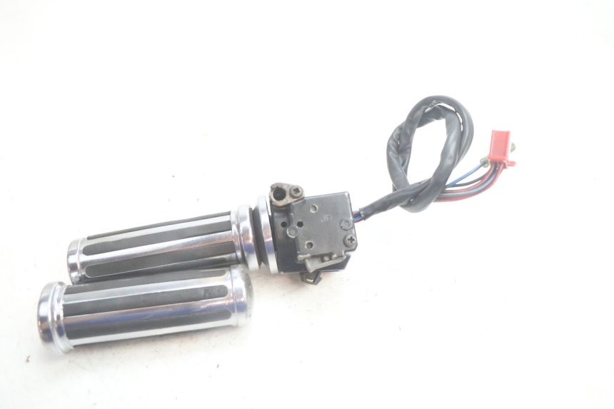 photo de RIGHT SWITCH YAMAHA XV VIRAGO 535 (1988 - 2004) - Product overview