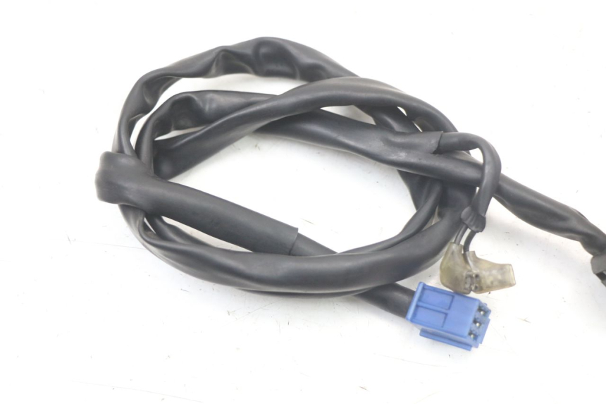 photo de RIGHT SWITCH YAMAHA FZ1 FAZER 1000 (2007 - 2009) - Fixing points details