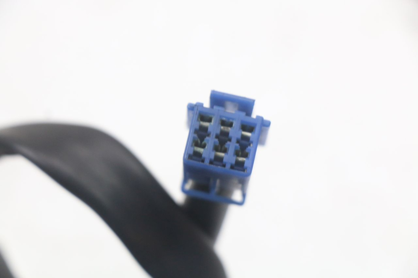 photo de RIGHT SWITCH YAMAHA FZ1 FAZER 1000 (2007 - 2009) - Checked used part