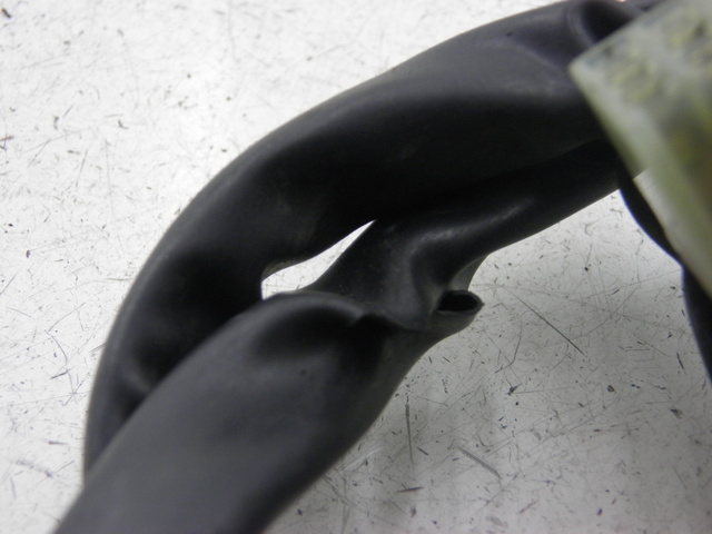 photo de RIGHT SWITCH YAMAHA XJS DIVERSION 600 (2000 - 2003) - Alternative perspective