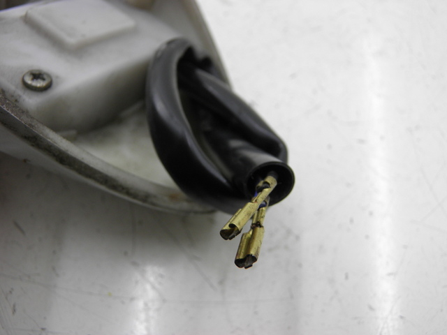 photo de RIGHT SWITCH YAMAHA YN NEO'S 50 (1997 - 2004) - Zoom on usage condition