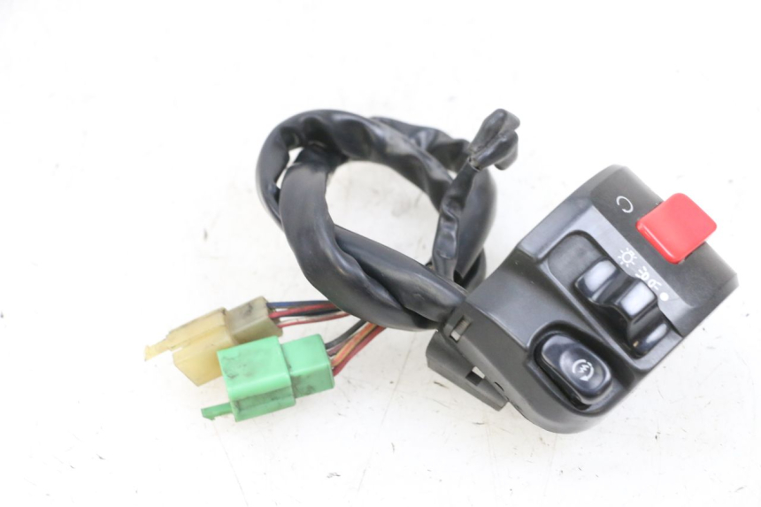 photo de RIGHT SWITCH KAWASAKI ZR 7 750 (1999 - 2004) - Main view