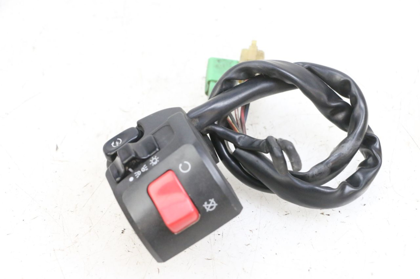 photo de RIGHT SWITCH KAWASAKI ZR 7 750 (1999 - 2004) - Fixing points details