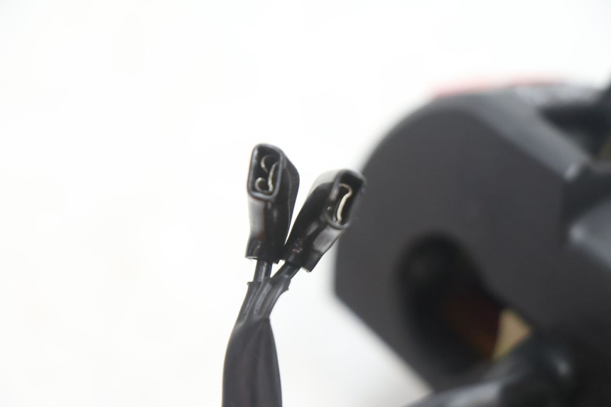 photo de RIGHT SWITCH KAWASAKI ZX-6R ZX6R 600 (2000 - 2002) - Technical close-up
