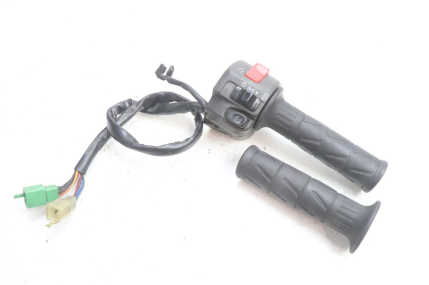photo de RIGHT SWITCH KAWASAKI ZZR 600 (1995 - 2004) - Main view