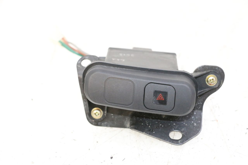 photo de HAZARD SWITCH SYM JOYMAX 125 (2010 - 2017) - Main view