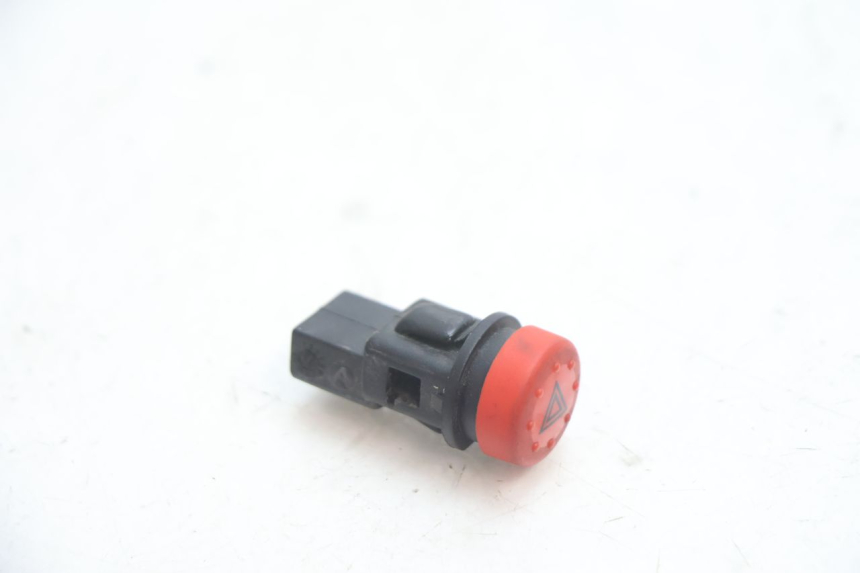 photo de HAZARD SWITCH PIAGGIO MP3 LT 300 (2010 - 2016) - Component detail