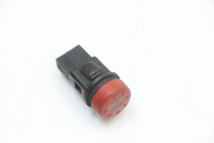 photo de HAZARD SWITCH PIAGGIO MP3 125 (2006 - 2014) - Main view