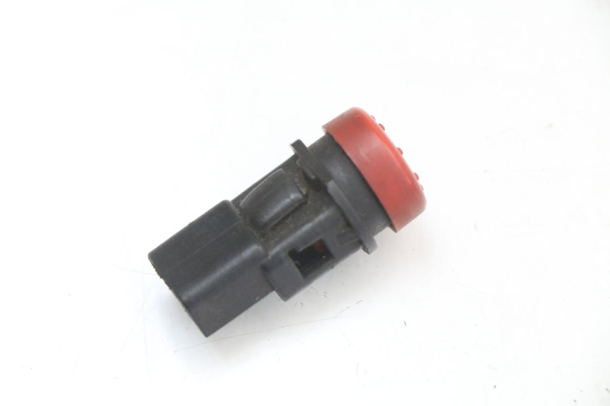 photo de HAZARD SWITCH PIAGGIO MP3 125 (2006 - 2014) - Zoom on usage condition