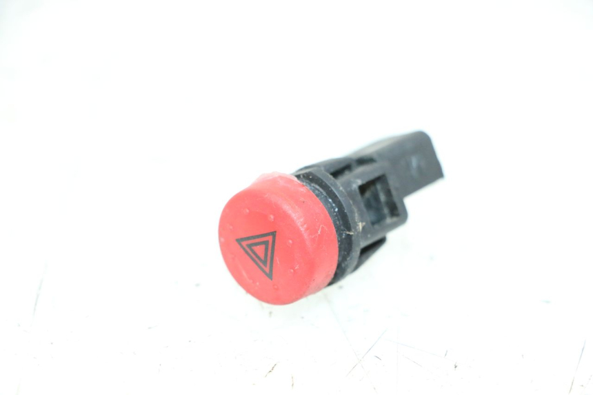 photo de HAZARD SWITCH PIAGGIO MP3 500 (2014 - 2017) - Main view