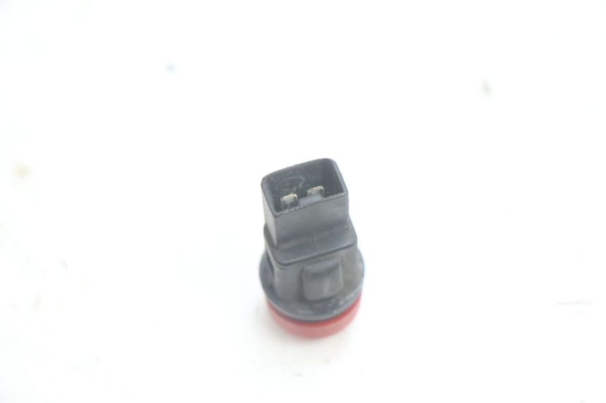 photo de HAZARD SWITCH PIAGGIO MP3 125 (2006 - 2014) - Alternative perspective